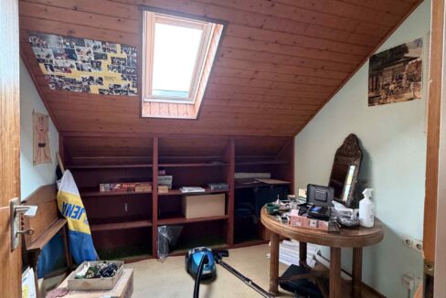 Büro- bzw. Werkraum DG