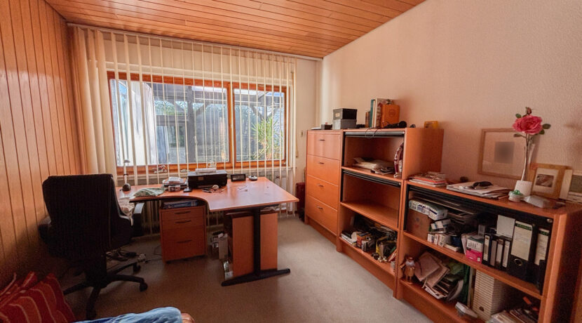 Arbeitszimmer EG