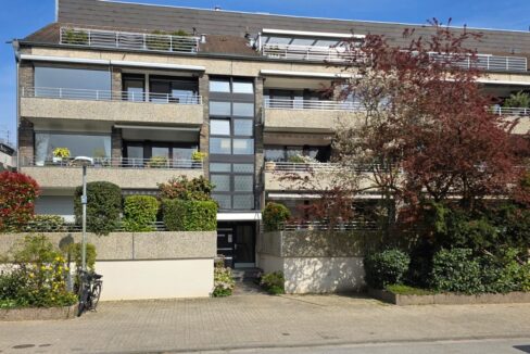 Terrassenwohnung in NE-Norf