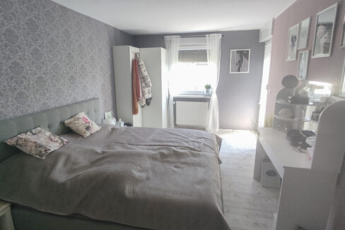 Schlafzimmer UG