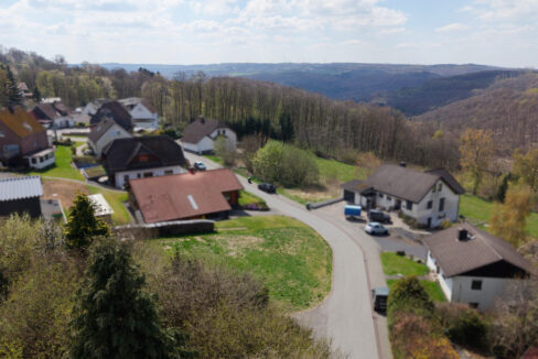 Grundstück und Umgebung