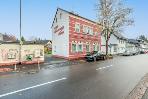 Straßenansicht