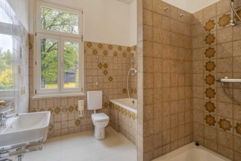 Wohnung 3: Badezimmer