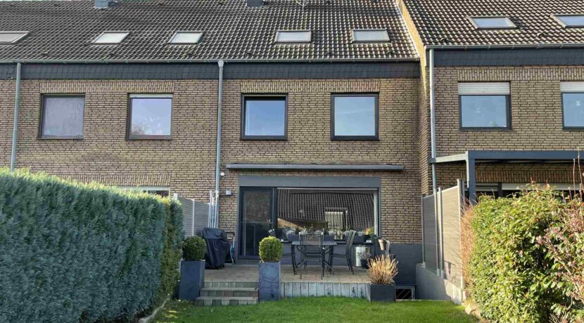 Modernes Reihenhaus in MO-Asberg