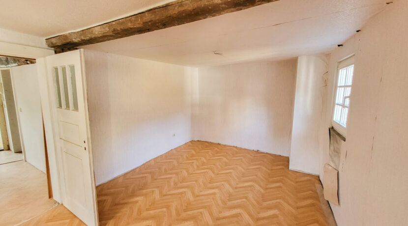 Zimmer 1  OG2