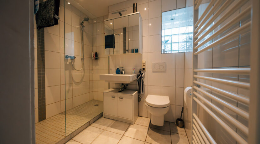 Badezimmer 1. OG rechts