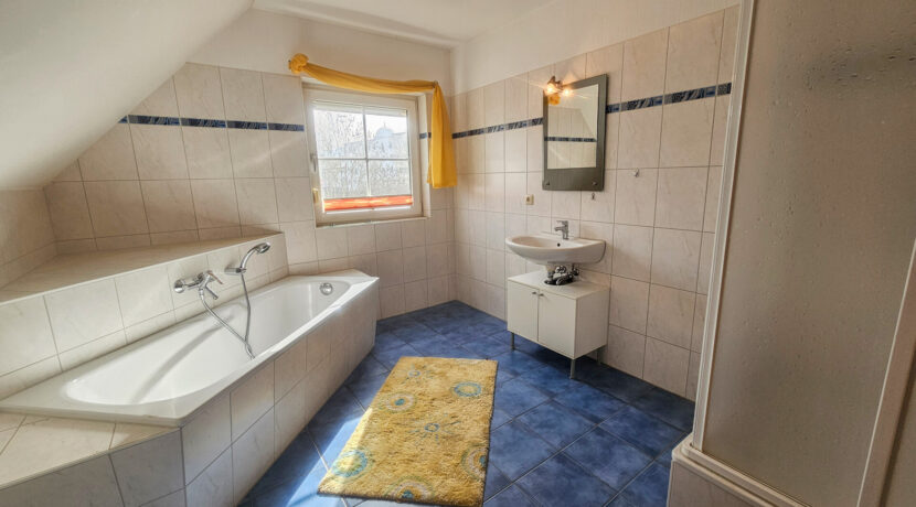 Badezimmer DG