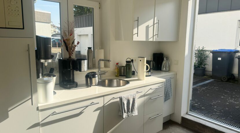 Küche Gewerbeeinheit 1