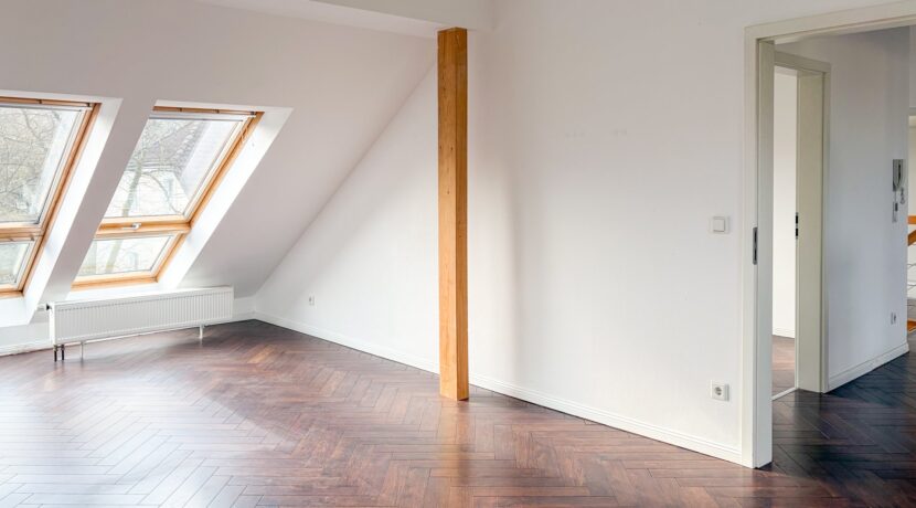 großzügiges Schlafzimmer