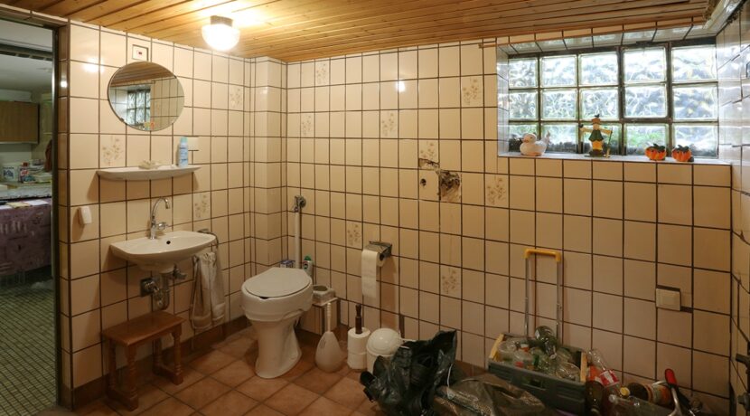 UG Hausanschlüsse und WC