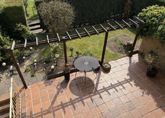 Terrasse und Garten