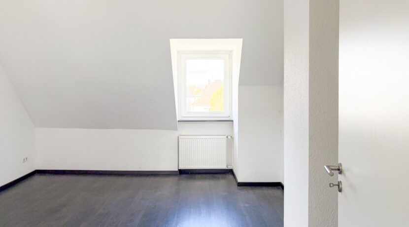 lichtdurchflutetes Schlafzimmer