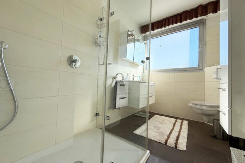 barrierearmes Duschbad