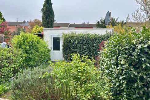 Garten/Zugang Garage