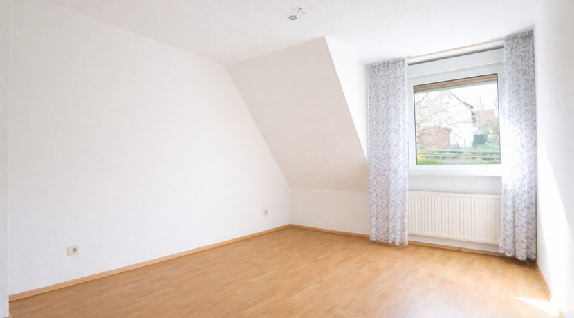 1. Schlafzimmer (DG)