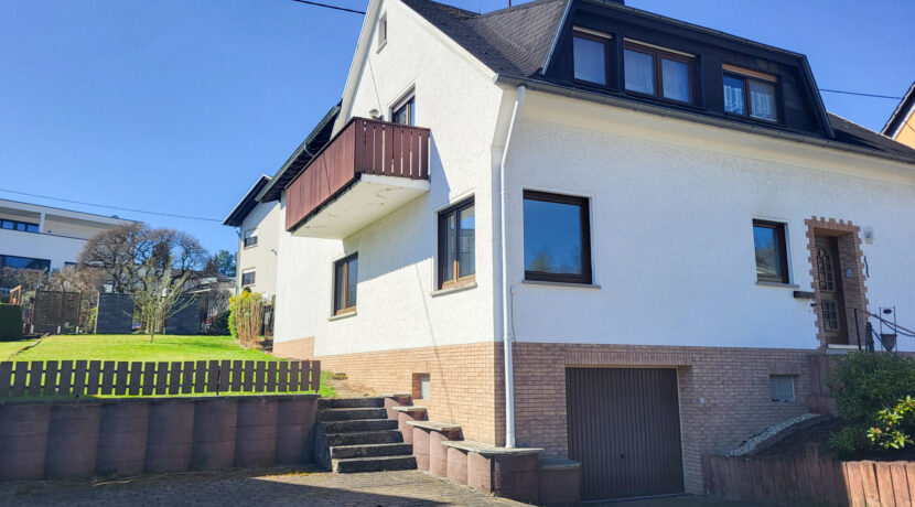 Seitliche Straßenansicht