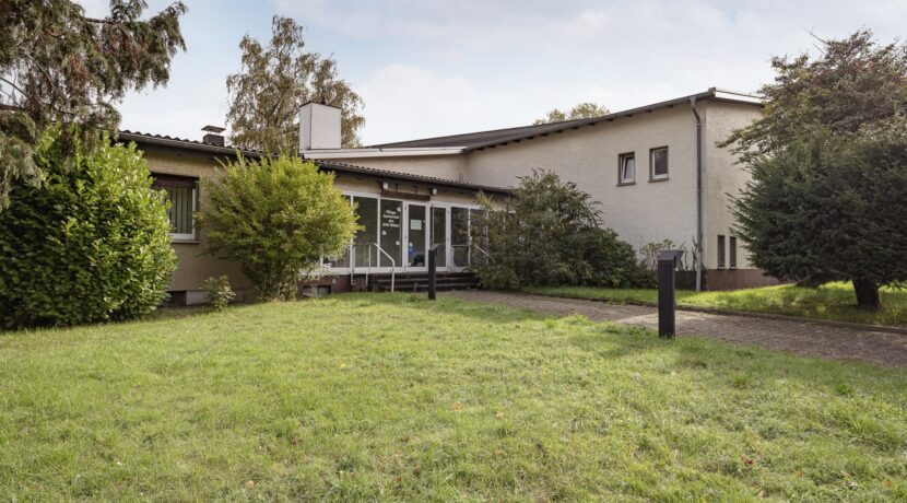 Außenansicht Gemeindehaus