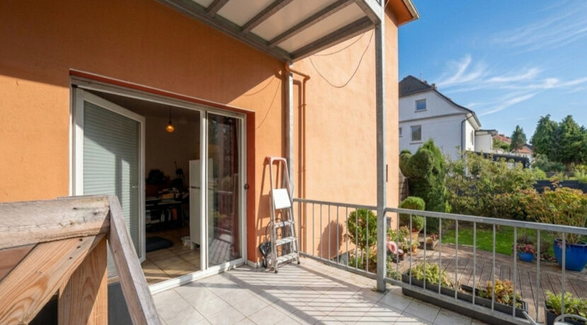 4 Balkon