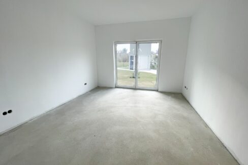 Schlafzimmer 2 im Rohbauzustand