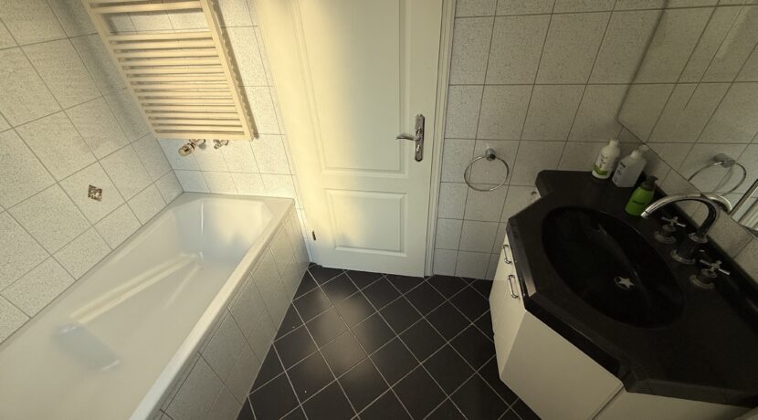 Badezimmer 1.OG