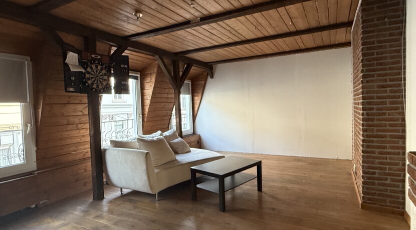 Wohnzimmer DG