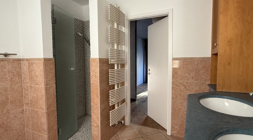 Badezimmer DG