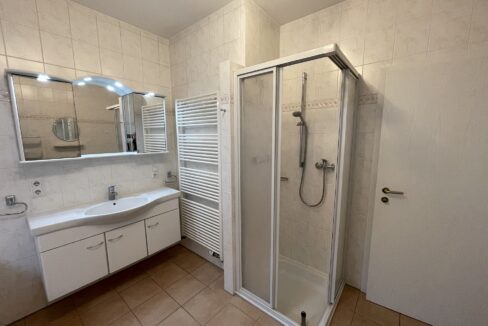 Badezimmer EG