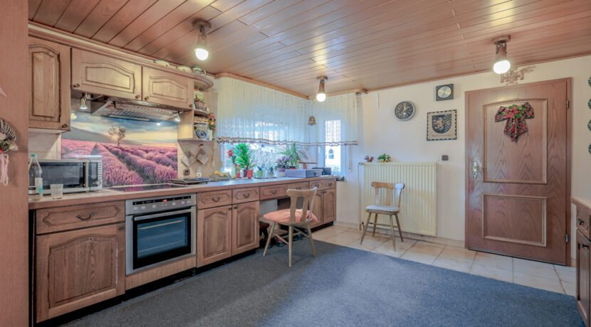 Hinterhaus EG