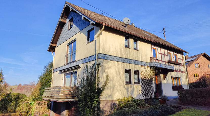 Straßenansicht