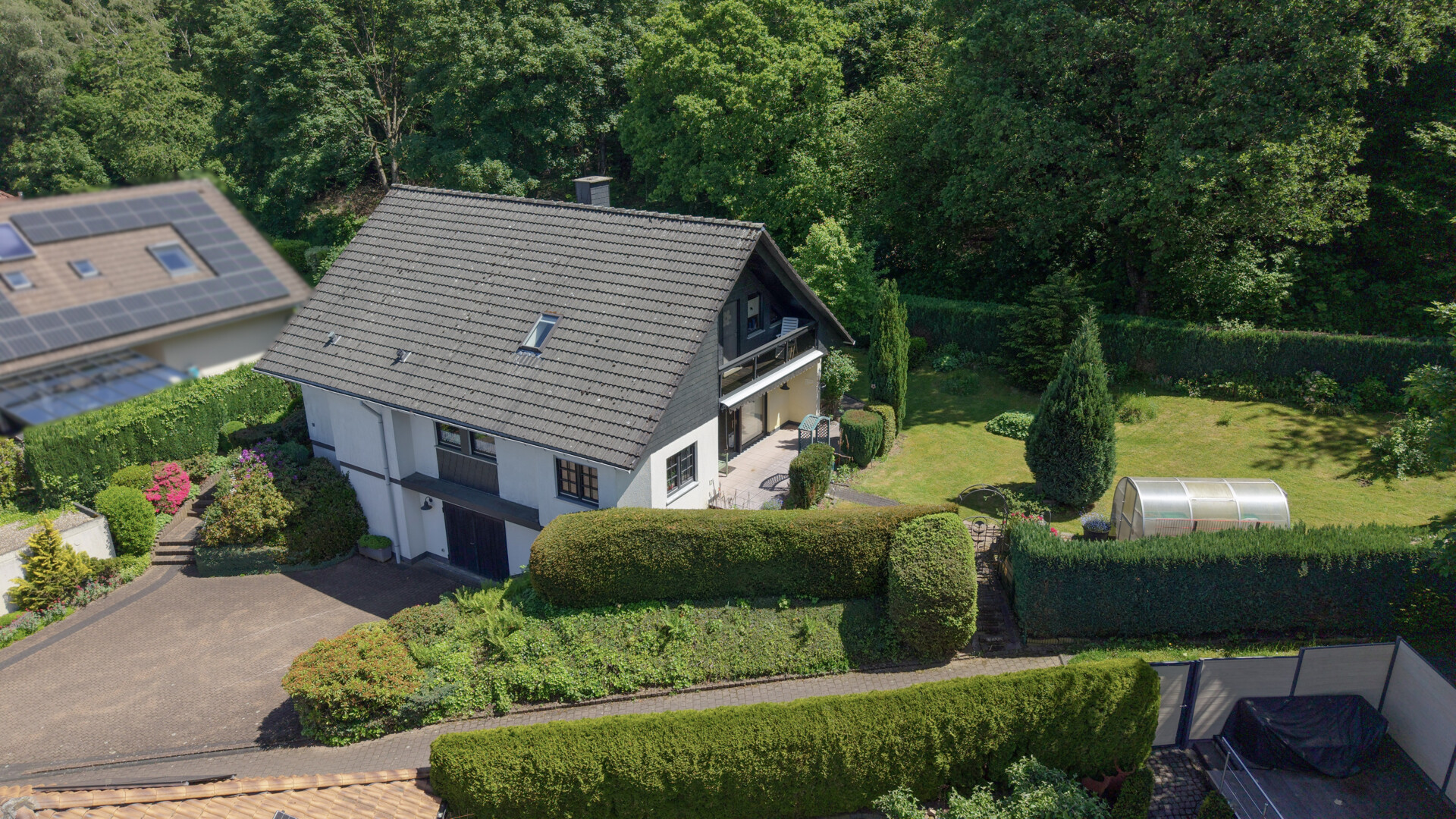 Traumlage am Waldrand von Hachenburg – Gepflegtes EFH mit ELW, Fernsicht und Schlossblick!