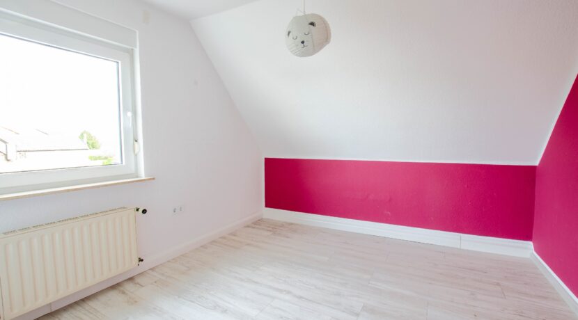 Zimmer 1 OG