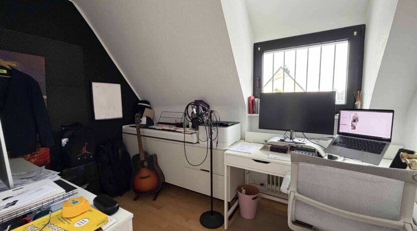 Kleines Arbeitszimmer