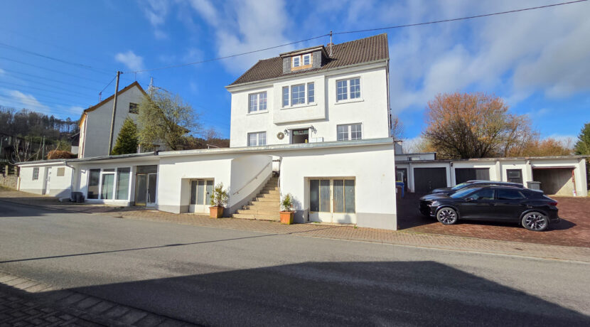 Straßenansicht