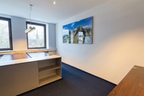 Doppelbüro
