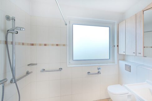 Duschbad mit Fenster