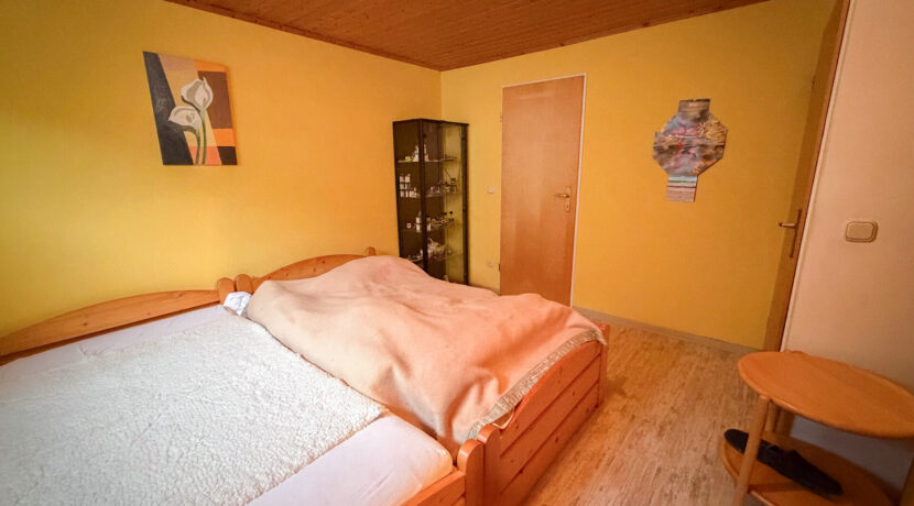 Schlafzimmer UG