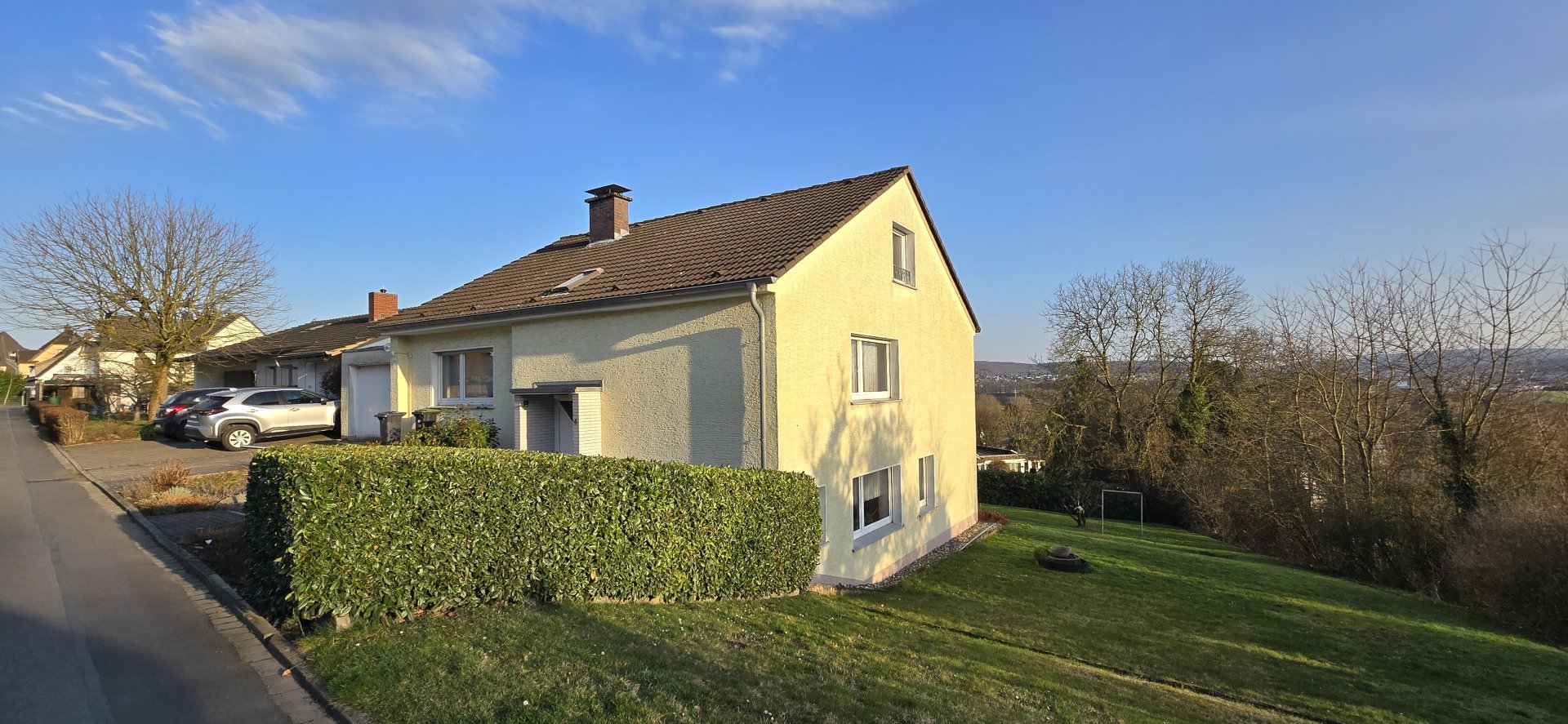 Einfamilienhaus mit Garage und Fernblick in Fröndenberg