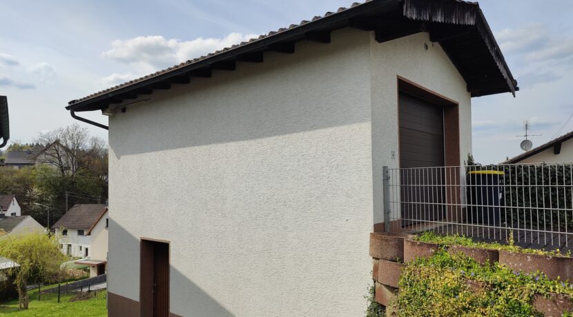 Garage mit Abstellraum