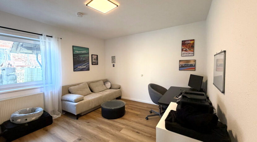 Büro-/Schlafen (EG)