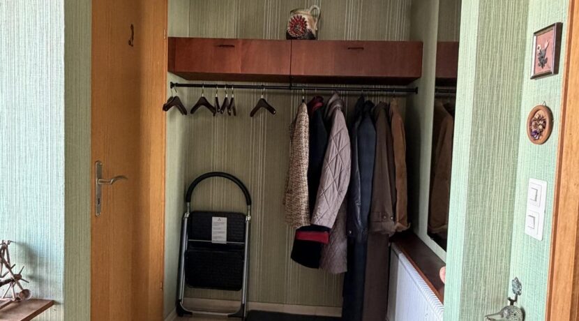 Garderobe mit Gäste-WC