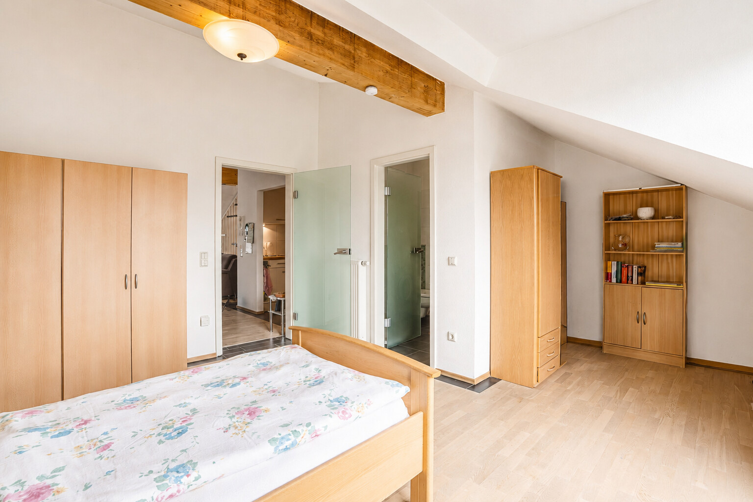 Schöne 2-Zimmer-Wohnung in bester Lage - Foto 3