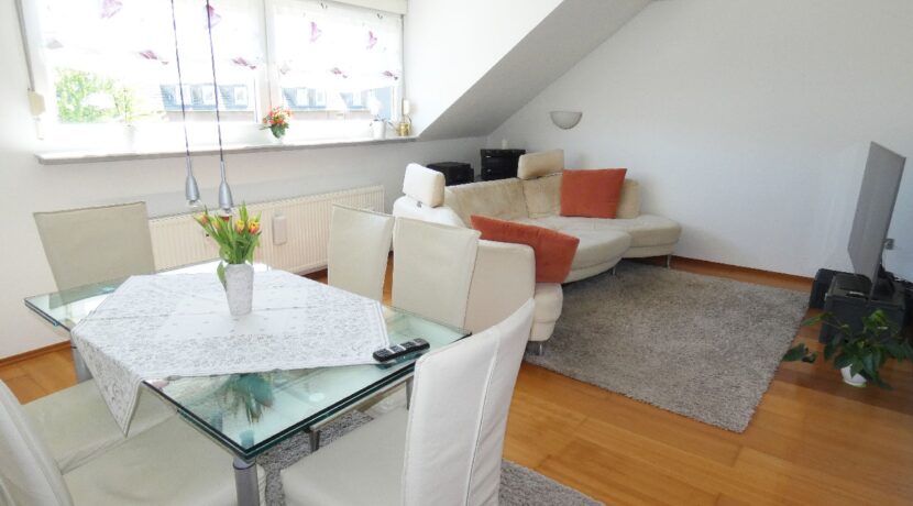 Wohnzimmer Ansicht 1