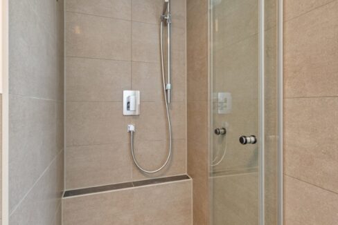Badezimmer 2
