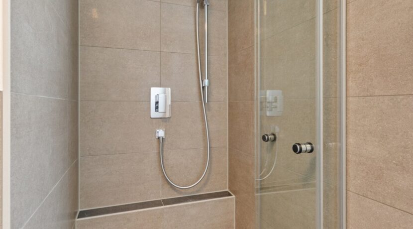 Badezimmer 2