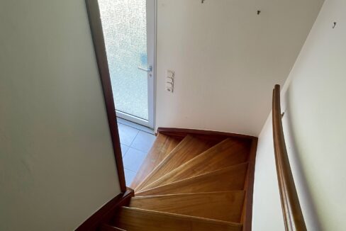 Treppe vom DG zur Haustür