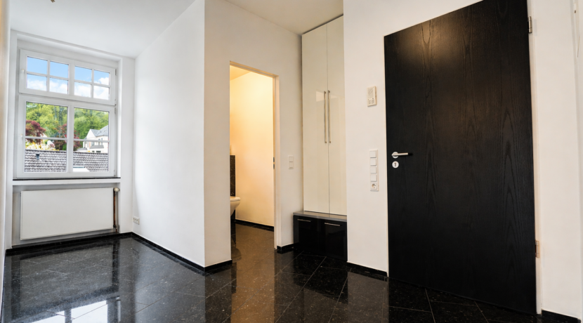 Garderobe und Gäste-WC