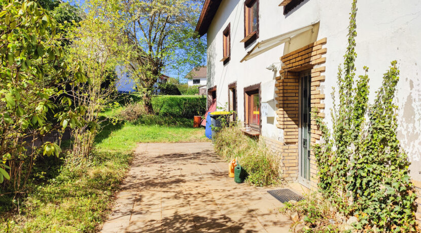 vordere Terrasse