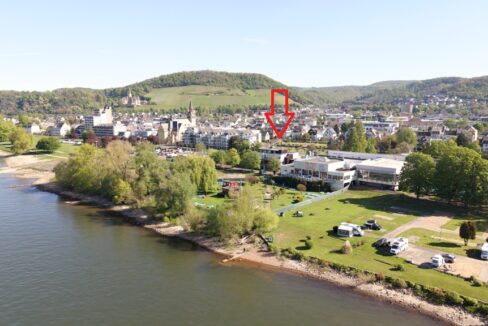 Blick zur Hotelanlage & Therme
