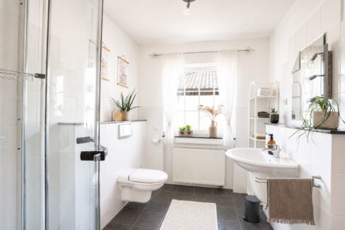 Badezimmer Erdgeschoss