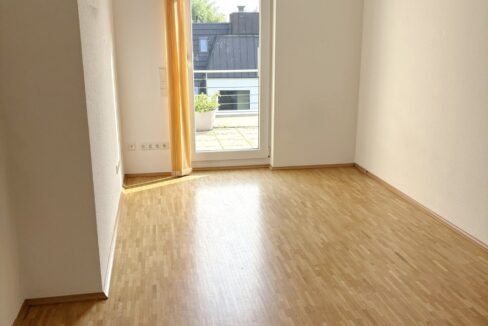 Kinder-/Gäste-/Arbeitszimmer